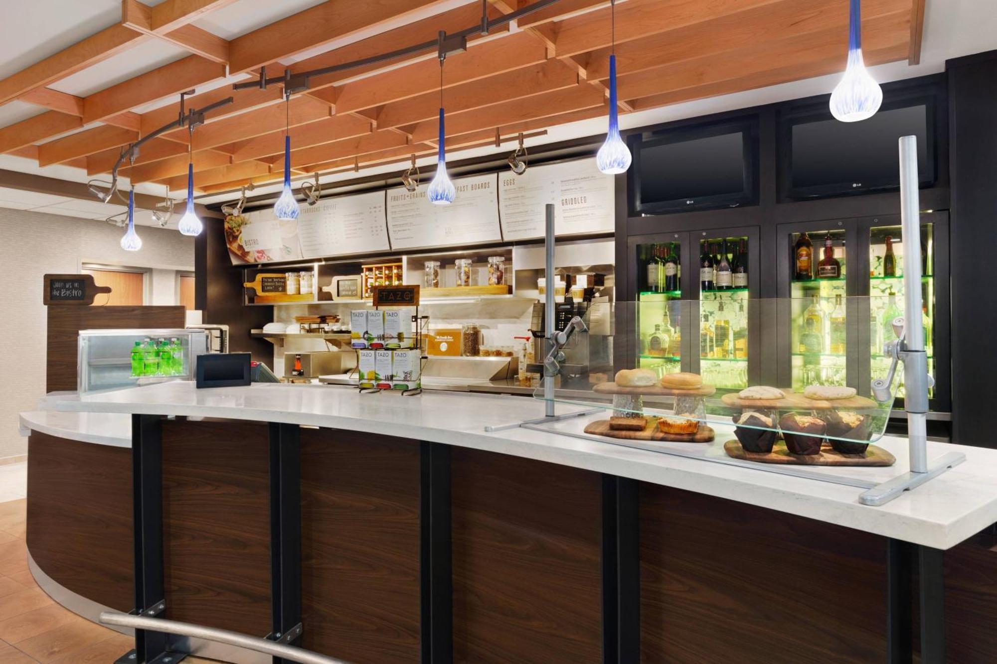 Courtyard By Marriott Tulsa Central Eksteriør billede